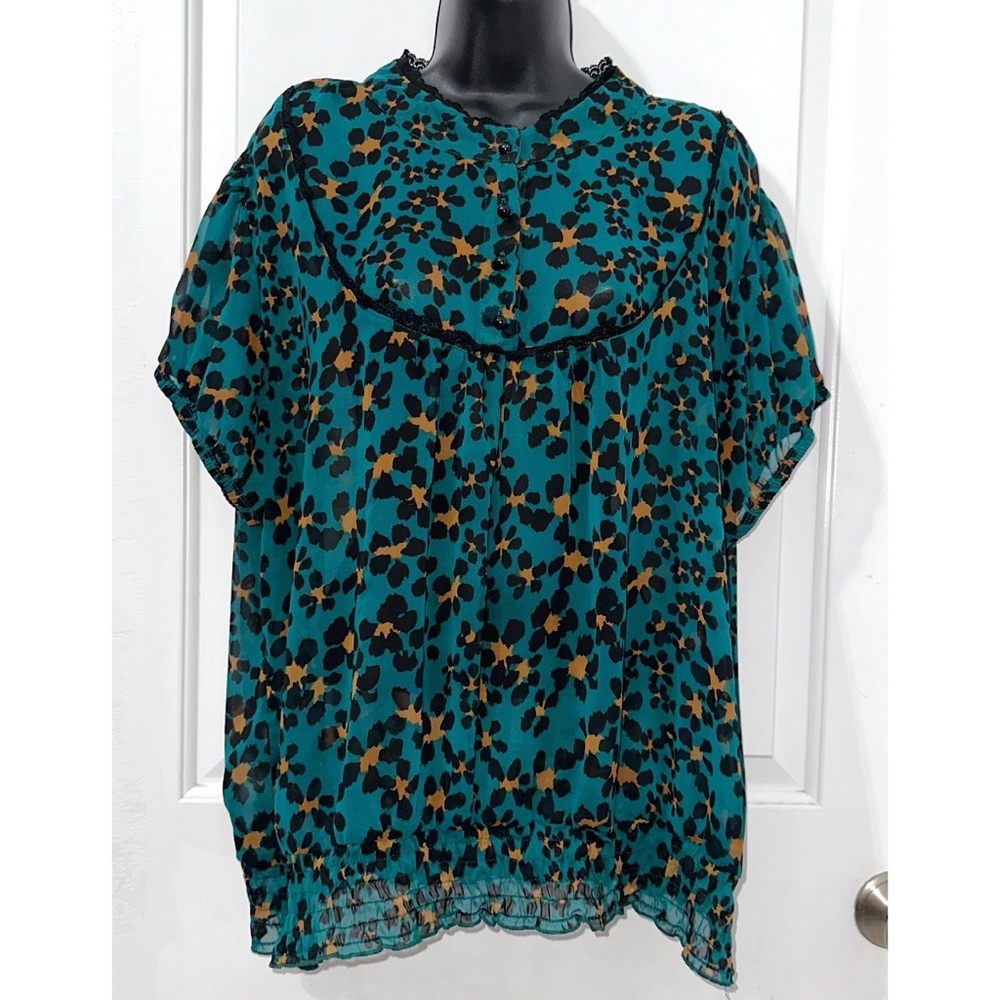 Teal Blue leopard print short sleeve blouse